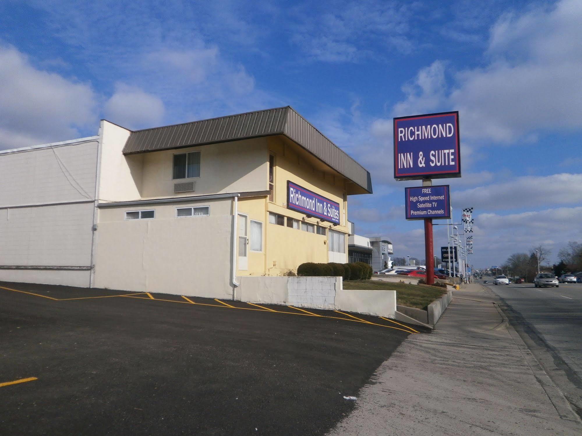 Richmond Inn And Suites Экстерьер фото